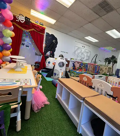 Kidsland_Slide_8_WEBP